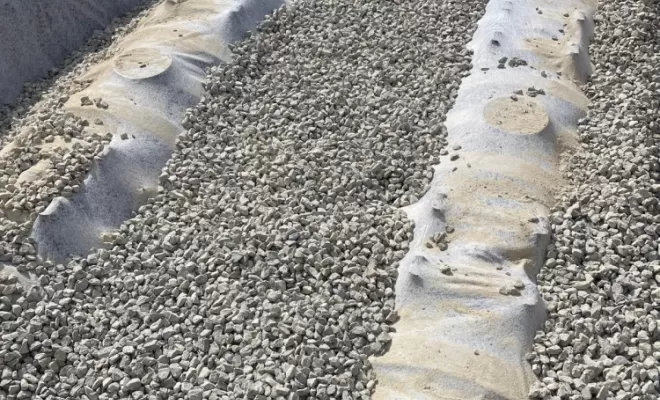 réalisation d'un terrassement pour l'assainissement d'une maison individuelle à Grimaud.