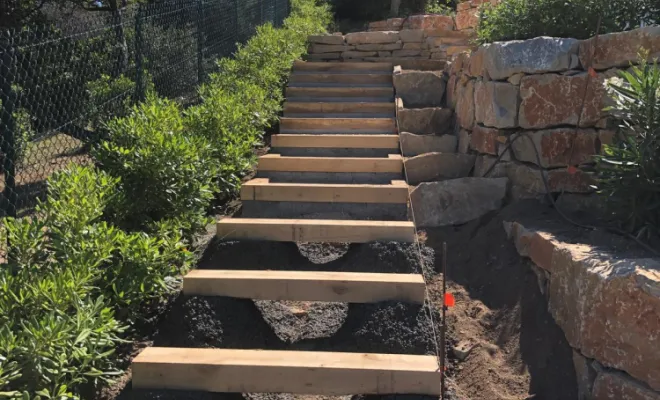 RCVA BTP réalise tous vos enrochement dans le golf de Saint-Tropez